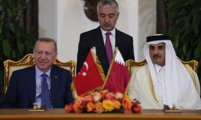 Muhalefetin ortaya attığı “Katarlılara Sınavsız Doktorluk” palavrası ellerinde patladı!.