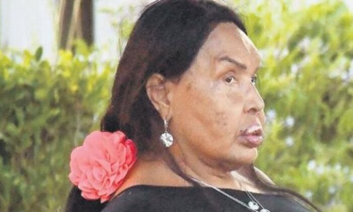 Bodrum’da tatil yapan Bülent Ersoy makyajsız görüntülendi!.