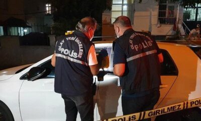 Adana’da cadde ortasında bıçaklı kavga! 2 yaralı..