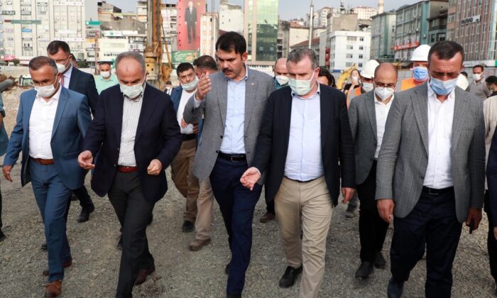 Murat Kurum, Rize’de devam eden kentsel dönüşüm çalışmalarını değerlendirdi!.