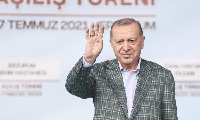 Cumhurbaşkanı Erdoğan: “Hangi ittifakı kurarsa kursunlar milletten karşılık bulamazlar!.”
