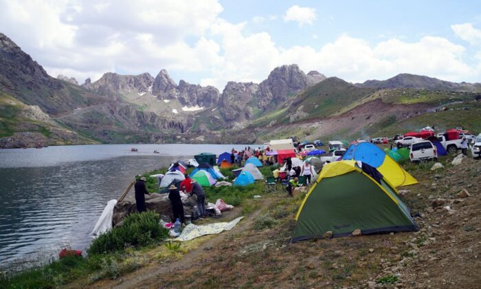 Terörden temizlenen Cilo Dağı’na turist akını..