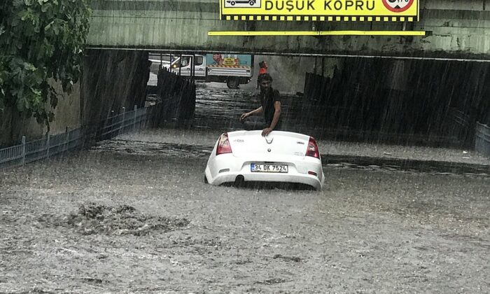 Meteoroloji’den İstanbul için sarı kod uyarısı! Kuvvetli yağış geliyor!.