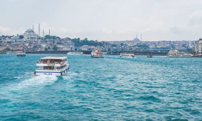 Denizler temizlendi.. Ekrem’in beceremediği müsilaj temizleme işlemini Çevre ve Şehircilik Bakanlığı bitirdi..