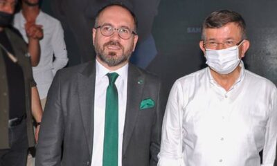 Sanal seks skandalı patlayan Gelecek Partili başkan istifa etti!.