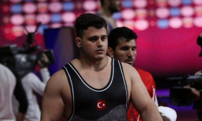 Milli Güreşçi Rıza Kayaalp çeyrek finale yükseldi!.