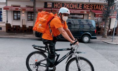 Afganistan’da iletişim bakanıydı, Almanya’da kuryelik yapıyor!.