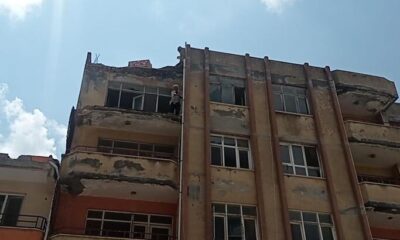 Hatay’da apartmana yıldırım düştü!.