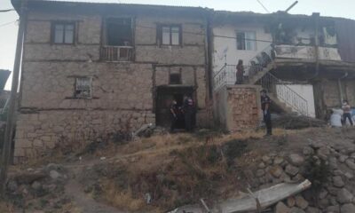 Afyonkarahisar’da dehşet! Eşini ve iki yaşındaki çocuğunu öldürüp, intihar etti!.