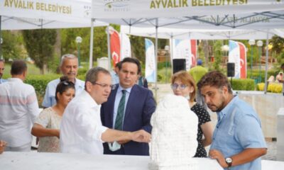 Dünya yansa onların gündemi değişmez! CHP’li Ayvalık Belediyesi’den heykel sempozyumu..