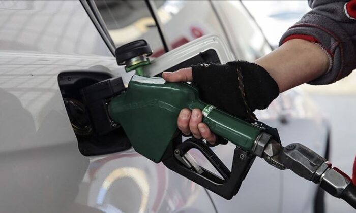 Motorinin litre fiyatına zam..