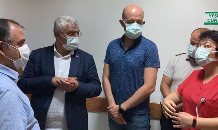 Burdur’da “Çocuğun kolunu acıttı” bahanesiyle hemşireye saldırdılar!.