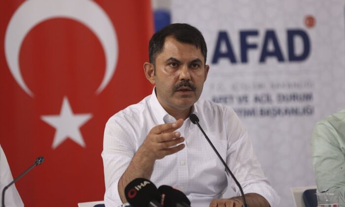 Murat Kurum net konuştu! Ormanlar imara açılmayacak, yangında zarar gören konutlar yerine yapılacak!.