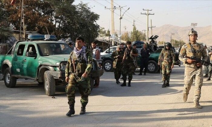 Taliban, Afganistan’ın en büyük üçüncü kentini ele geçirdi!.