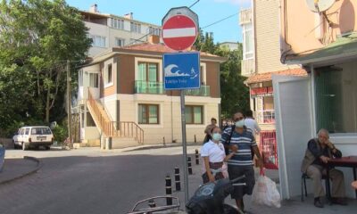 İBB, denize kıyısı olan ilçelere tsunamiden kaçış tabelaları koyuyor!.