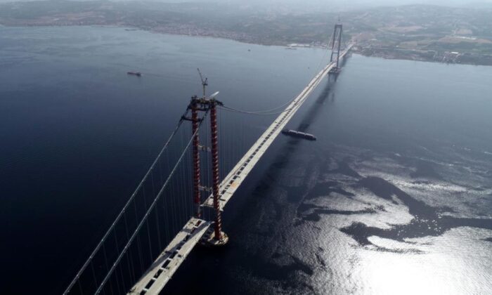 1915 Çanakkale Köprüsü yolu için 6 tabliye montajı kaldı!.