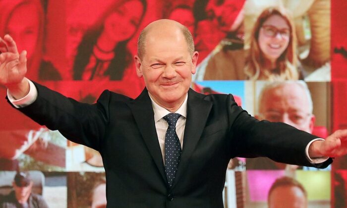 Almanya’daki seçimde zafer, oyların yüzde 25,8’ini alan Sosyal Demokratların..