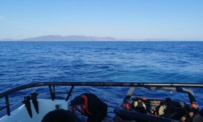 İzmir’de Yunanistan unsurlarınca Türk Kara Sularına geri itilen 63 kaçak göçmen kurtarıldı!.