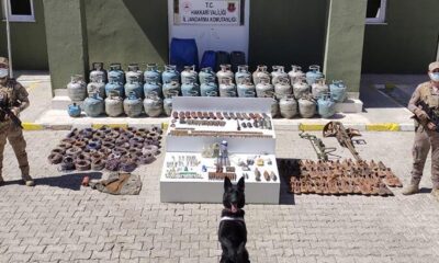 Yüksekova’da PKK’ya ait patlayıcı, silah ve mühimmat ele geçirildi!.