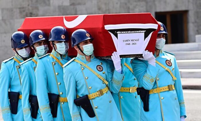 Şahin Mengü için TBMM’de tören düzenlendi!.