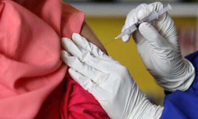 Aşı zorunluluğu Amerikalıları böldü!.