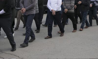Antalya merkezli ”FETÖ’nün yeniden yapılanması” operasyonunda 35 zanlı yakalandı!.