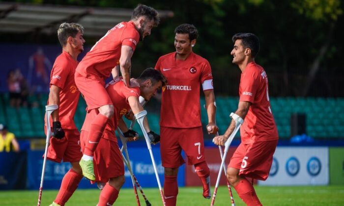 Çeyrek finaldeyiz! Ampute Futbol Milli Takımı İtalya’yı 11-0 ile geçti!.