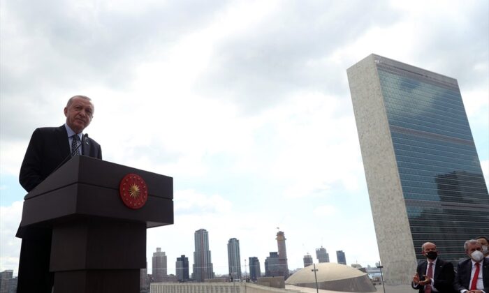 Cumhurbaşkanı Erdoğan, New York’ta Türkevi Binası’nın açılışı töreninde..