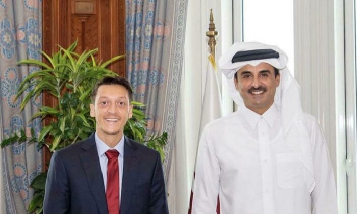 Mesut Özil, Katar Emiri Şeyh Temim’e konuk oldu!.