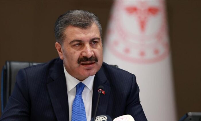 Fahrettin Koca, saat 18.00’de rutin seyrin dışında bir konuşma yapacağını duyurdu!.