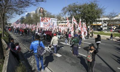 Arjantin’de halk sokağa döküldü!. “Kapitalist sistem işe yaramıyor!.”