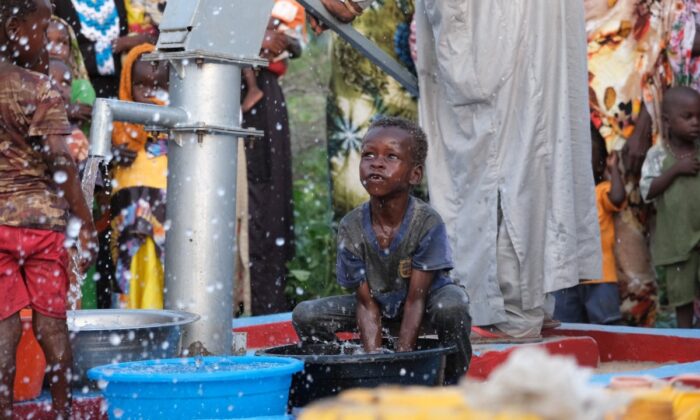 İHH’nın 10 bininci su kuyusu Mali’de açıldı!.