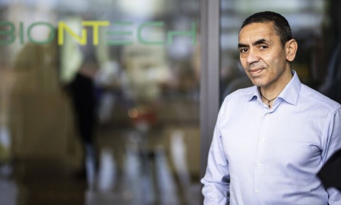 BioNTech CEO’su Uğur Şahin’den yeni açıklama! “Bu yıl 5-11 yaş arasına da aşı uygulanabilir!.”