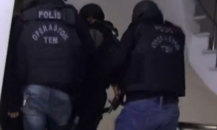 Gri listedeki terörist Kerim Kaya yakalandı!.