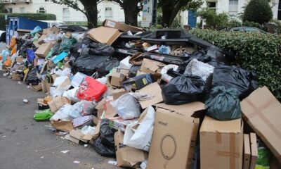 İngiltere’de CHP Belediyeciliğini aratmayan görüntüler! İşçiler greve gidince çöp yığınları oluştu!.