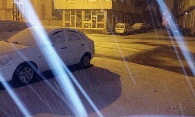 Ardahan’a mevsimin ilk karı düştü!.