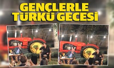 Cumhurbaşkanı Erdoğan gençlerle birlikte türkü söyledi!. (video haber)