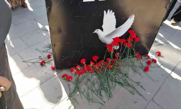 Ankara Garı’ndaki anma törenine gölge düşürdüler!.