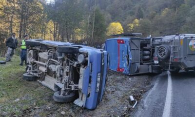 Cezaevi nakil aracı devrildi, 6 kişi yaralandı!.