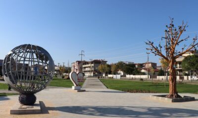 CHP’nin Denizli’deki tepki çeken heykelleri kaldırıldı!.