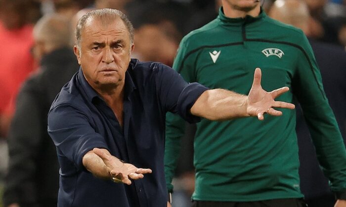 Fatih Terim’den Marsilya taraftarlarına tepki! “Taraftarımızı Ermeni ve Yunan bayraklarıyla tahrik ettiler!.”