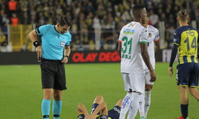 Fenerbahçe evinde Alanyaspor’a 2-1 mağlup oldu!.
