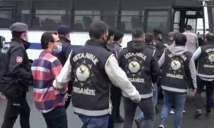 İstanbul merkezli 8 ilde, FETÖ’nün adliye yapılanmasına operasyon..