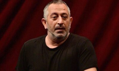 Cem Yılmaz aşı karşıtlarıyla dalga geçti! “Çip takılacaksa viagra ile takılırdı!.”