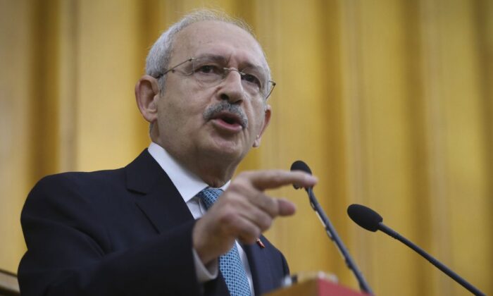 CHP’den KHK’lılara destek programı..