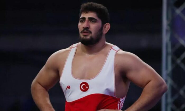 Milli Güreşçi Osman Yıldırım, bronz madalyayı kaçırdı!.