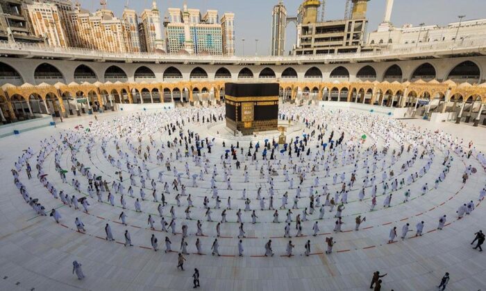 Suudi Arabistan’dan çok önemli umre kararı..