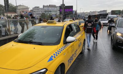 İstanbul’da polislerden Arap turist kılığında taksi denetimi..