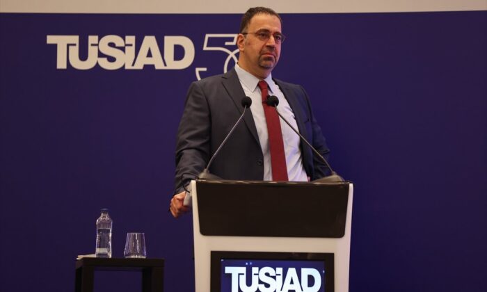 TÜSİAD denen neidüğü belirsiz ucube yapıdan Başkan Erdoğan’a “Diktatör” göndermesi!.