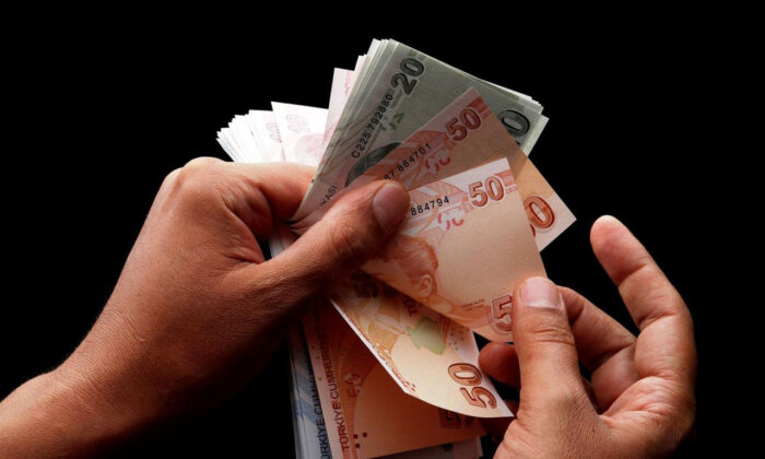 Nihayet işçinin ekmeğinden ellerini çekiyorlar!. “Asgari Ücretten Vergi Kesilmeyecek!.”